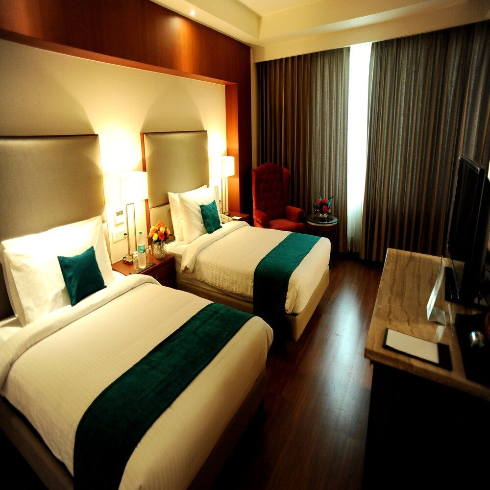 Executive Room, Multiple Beds