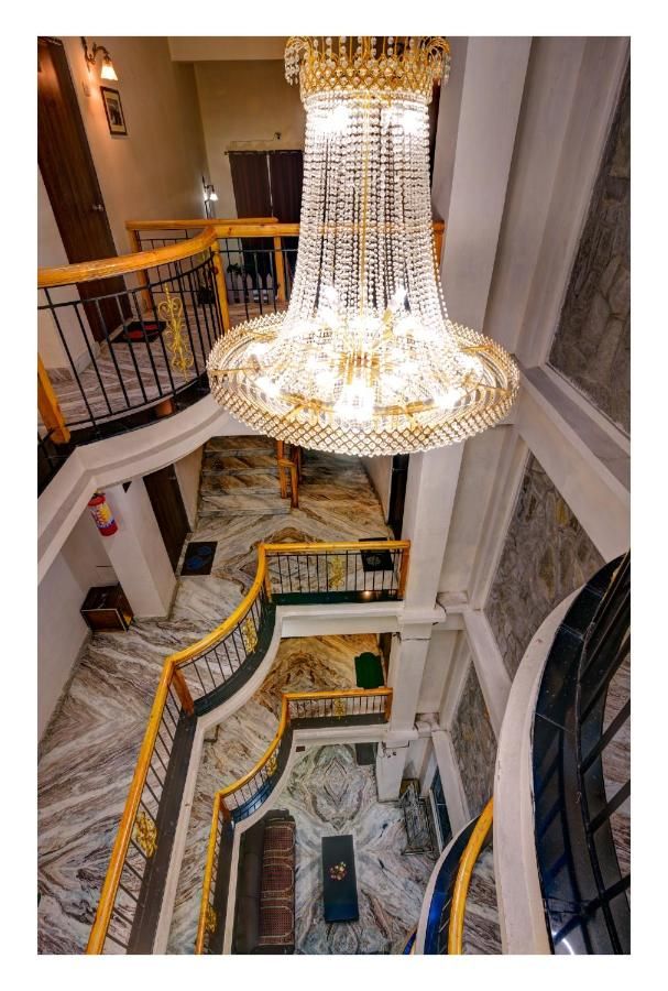 undefined Hotel White Yak 4