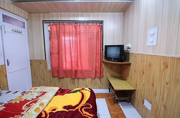 Ekant Lodge Budget Room Without Balcony 2