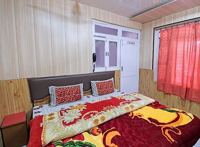 Ekant Lodge Budget Room Without Balcony 3