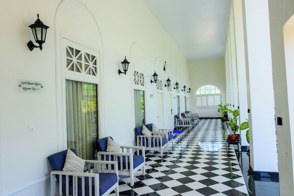 The Chanakya BNR Hotel Deluxe Room with Work Desk 16