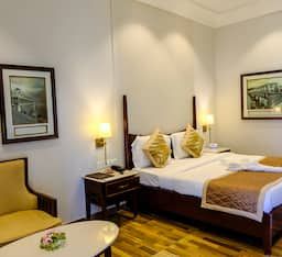 The Chanakya BNR Hotel Deluxe Room with Work Desk 21