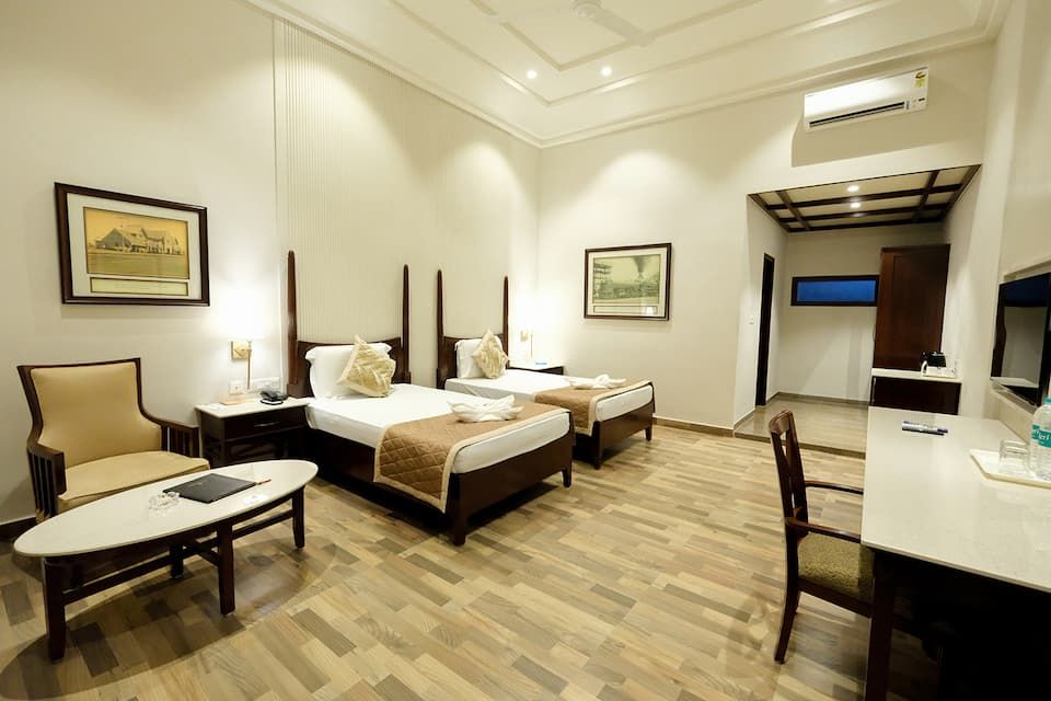 The Chanakya BNR Hotel Deluxe Room with Work Desk 3