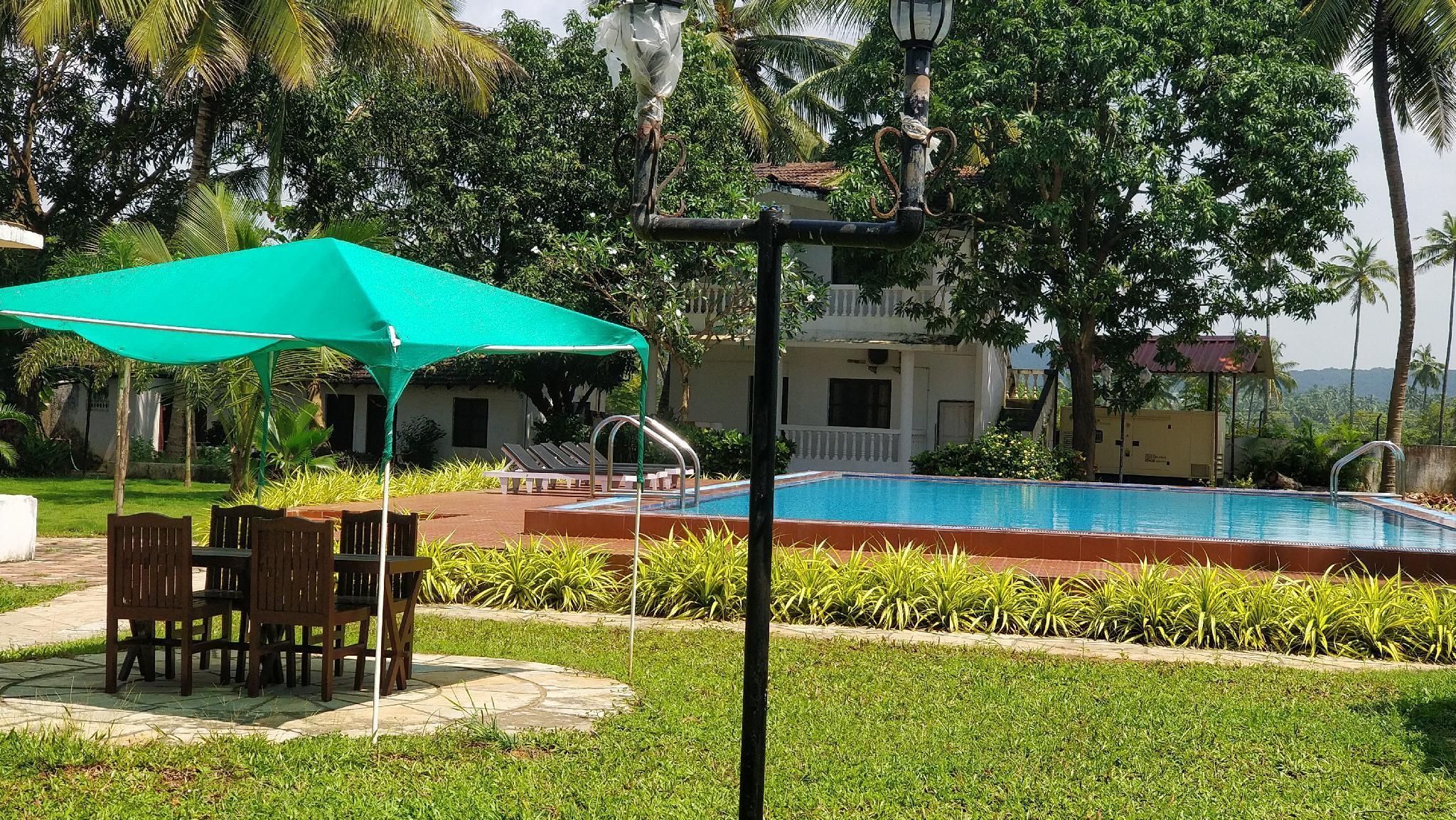 undefined Hotel Riverside 4