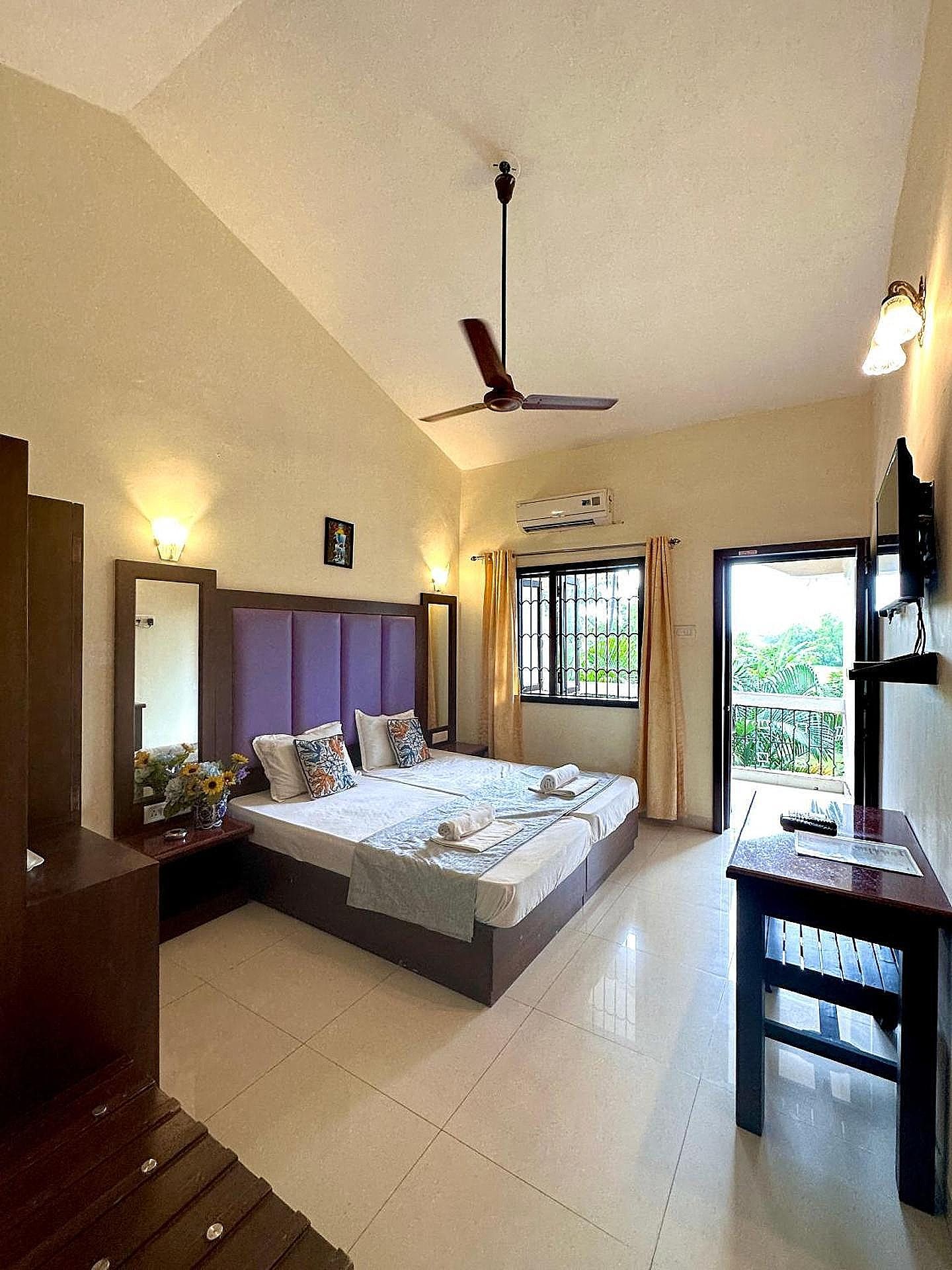 undefined Hotel Riverside 9