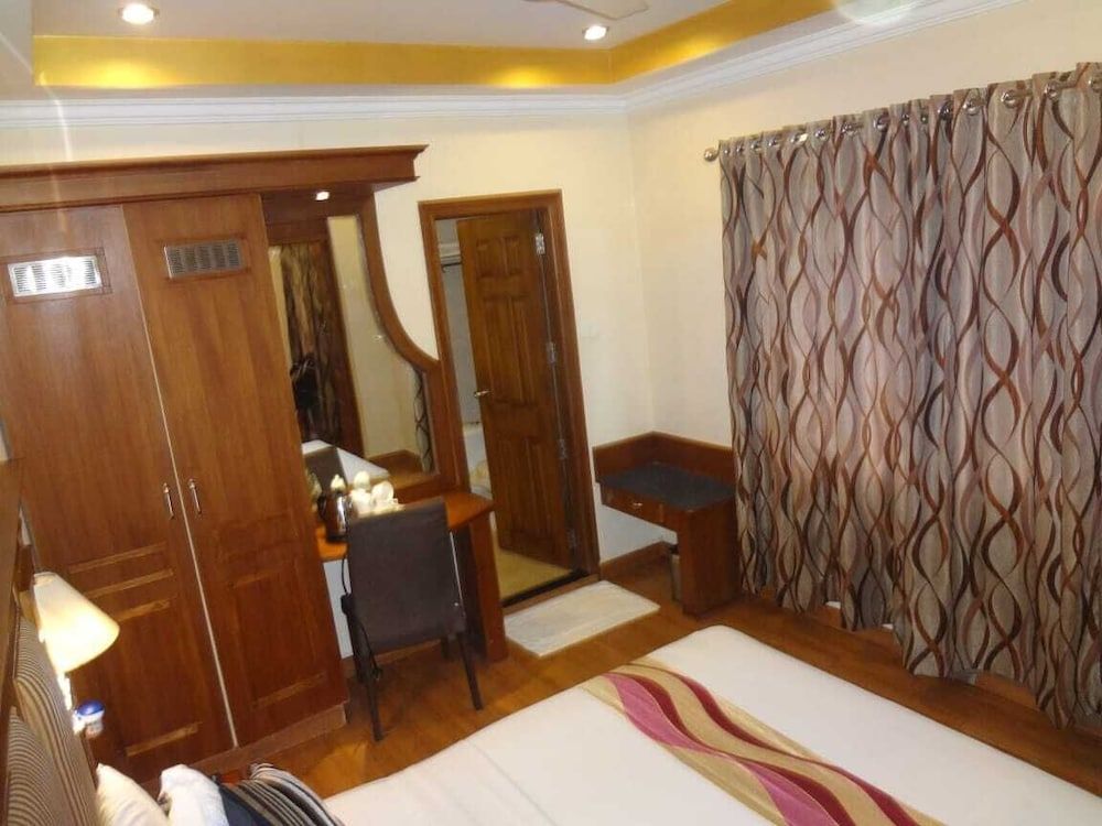 Seasons Thekkady Classic Non-A/C 6