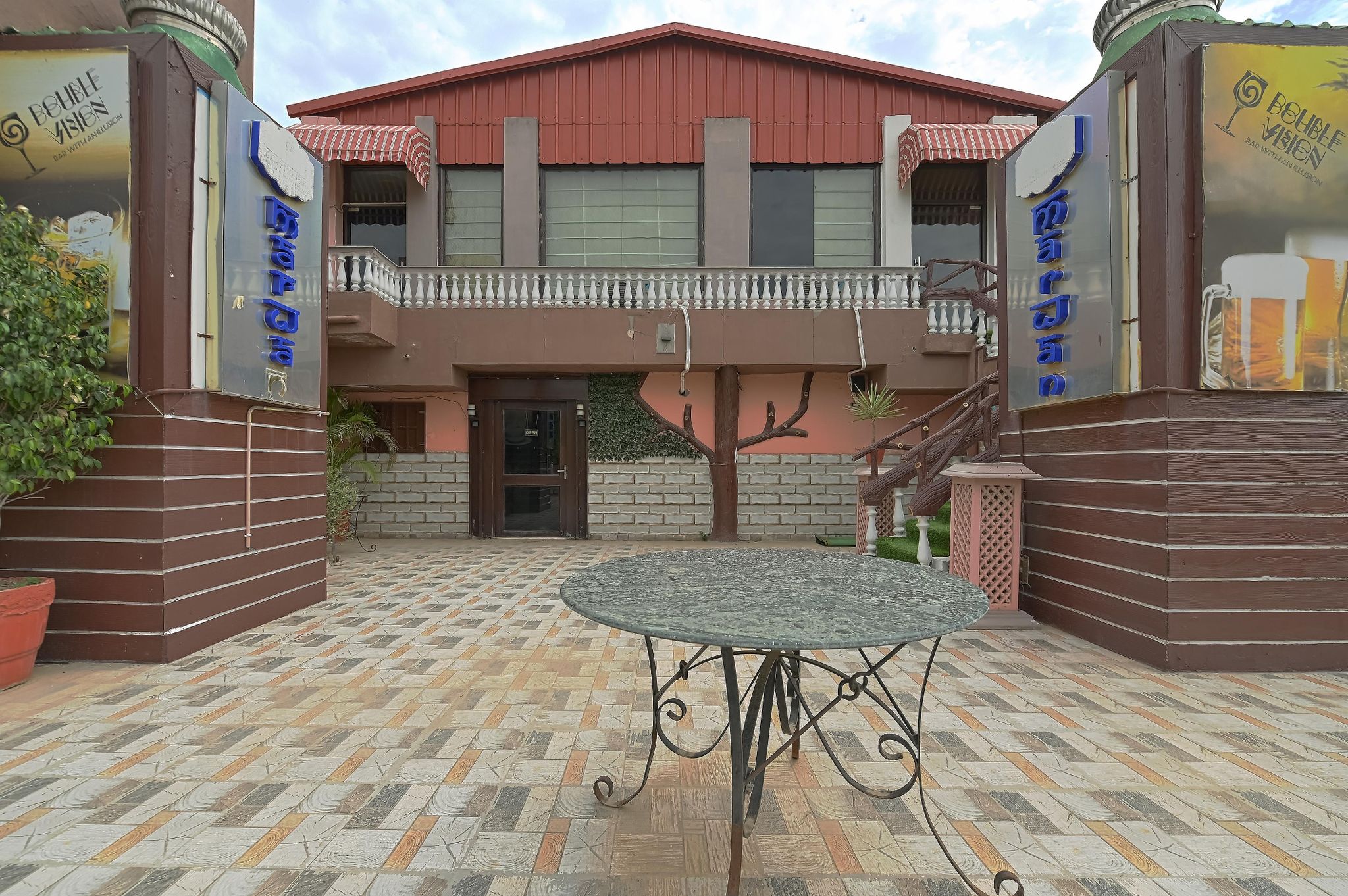 Hotel Exterior