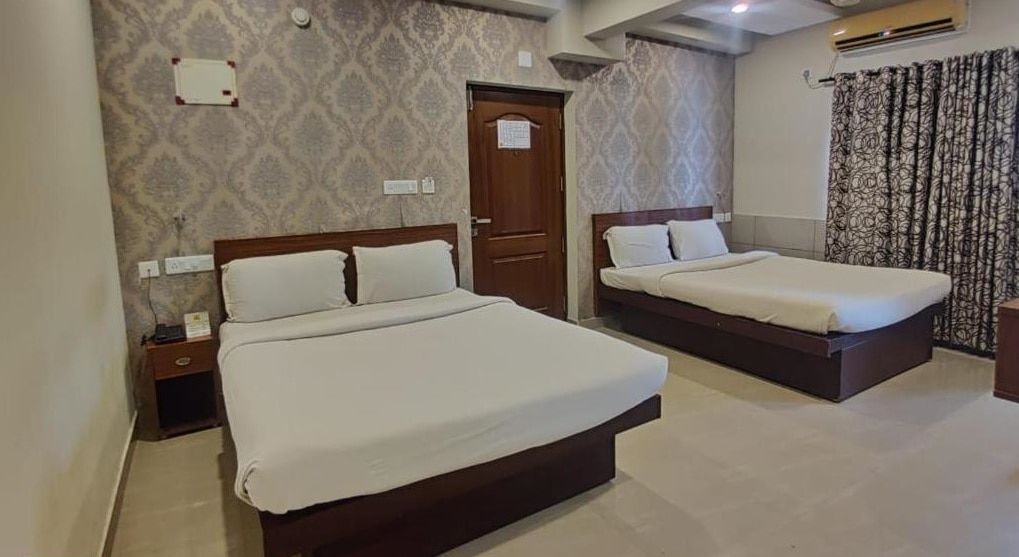 Standard Quadruple AC Room