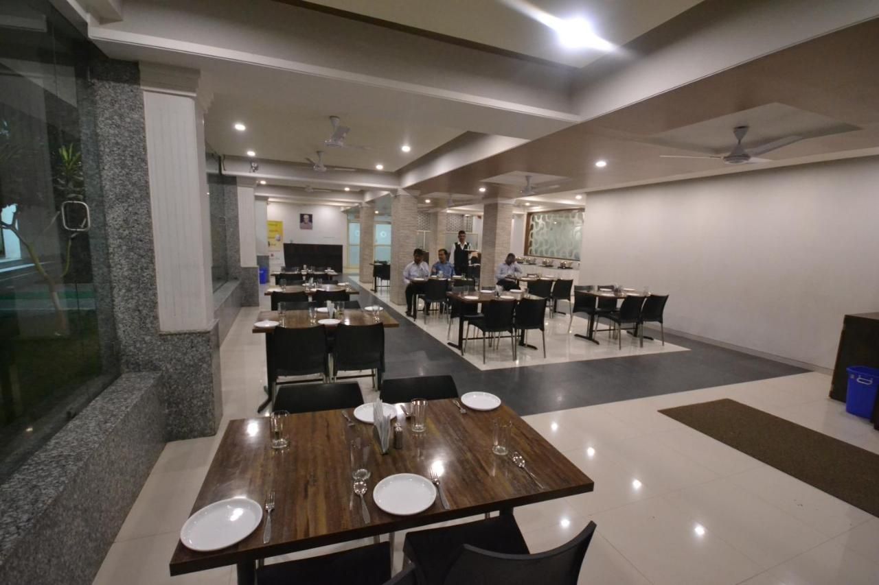 undefined Hotel City Heart Shirdi 4
