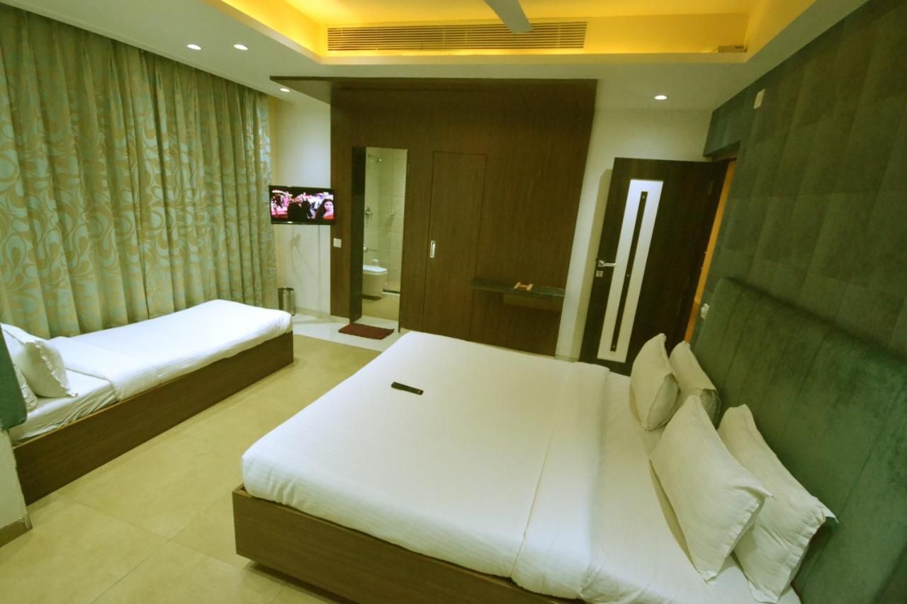 Privilege Triple Club Room AC Room