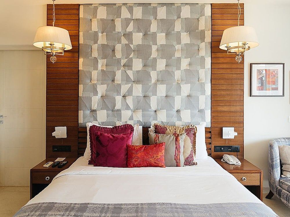 Acron Waterfront Resort Riverside Room 12