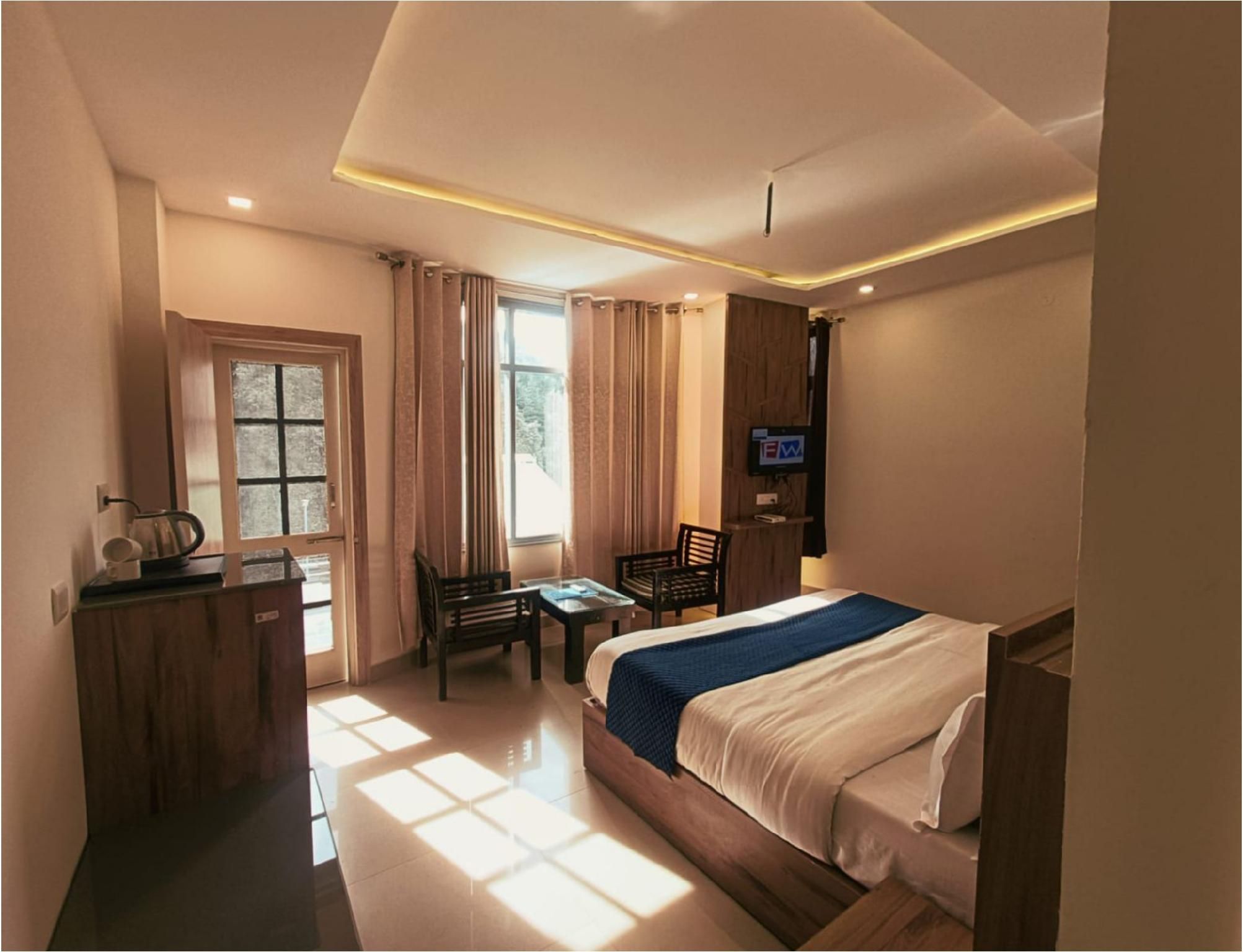 Hotel Wild Rose - Dalhousie Deluxe Room 14