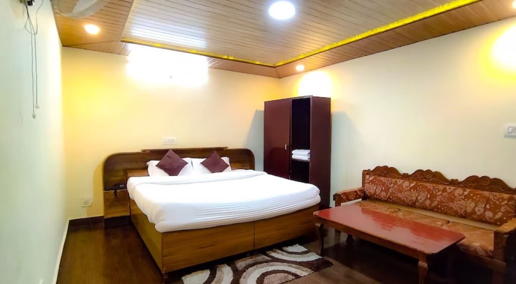 Standard Room (non view side)