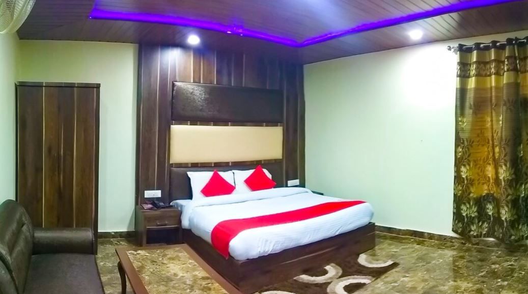 Hotel Himdhara Deluxe Room 3