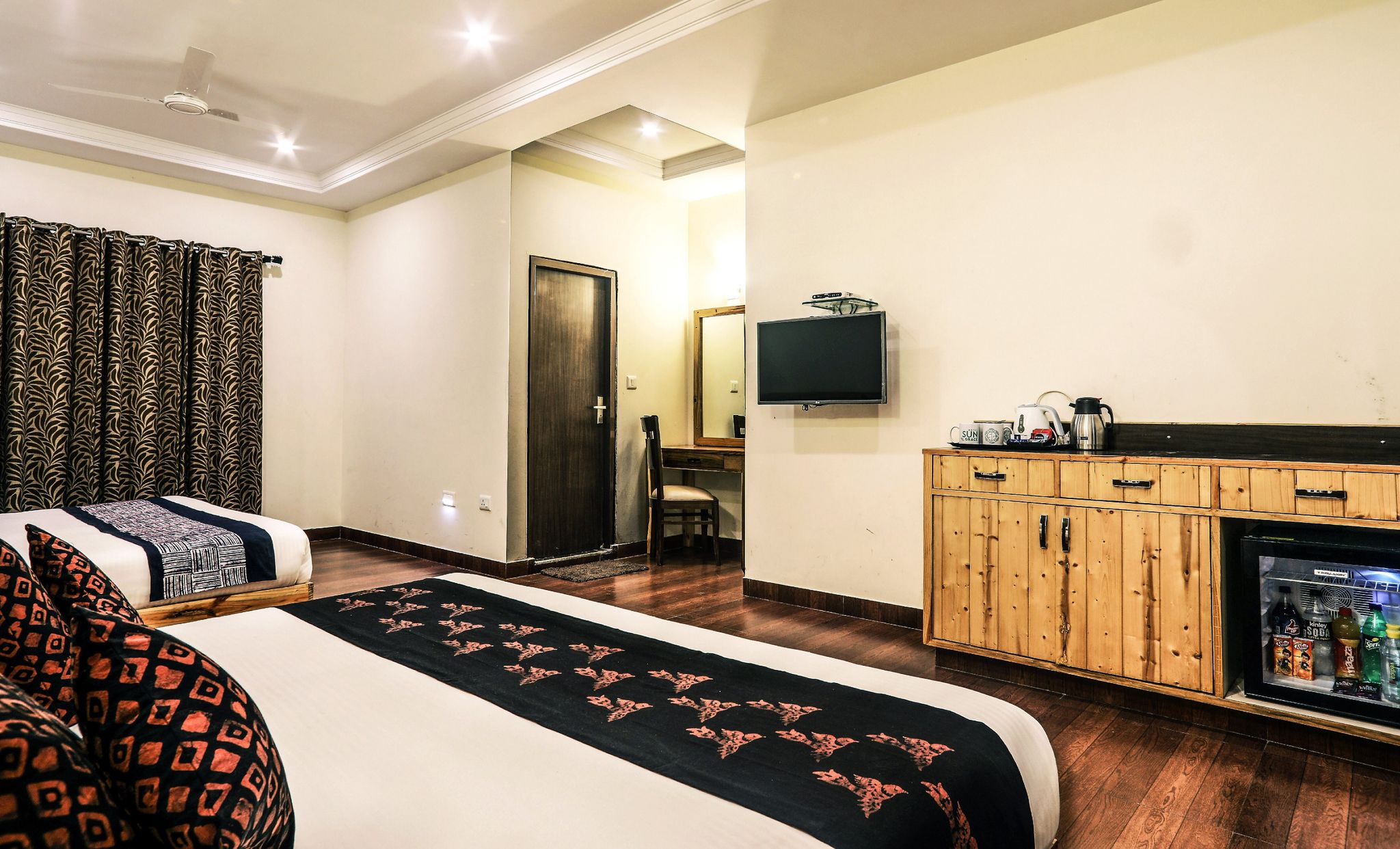 Executive Family Room