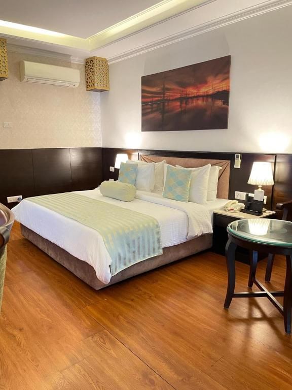 Deluxe Single Room