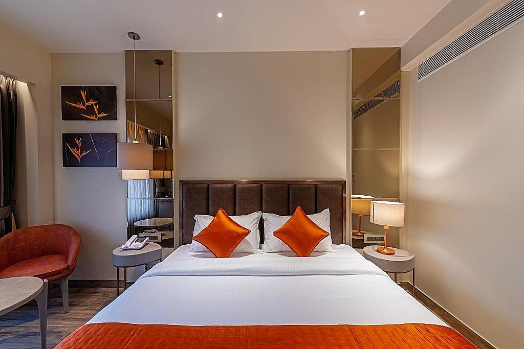 Hotel Saket 27 Deluxe Double Room 3