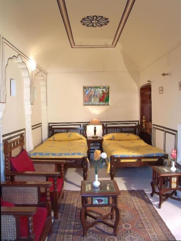 Hotel Mandawa haveli Standard Single Room, Courtyard View