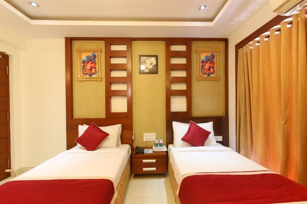 Icon Suites by Bhagini Deluxe Room 7