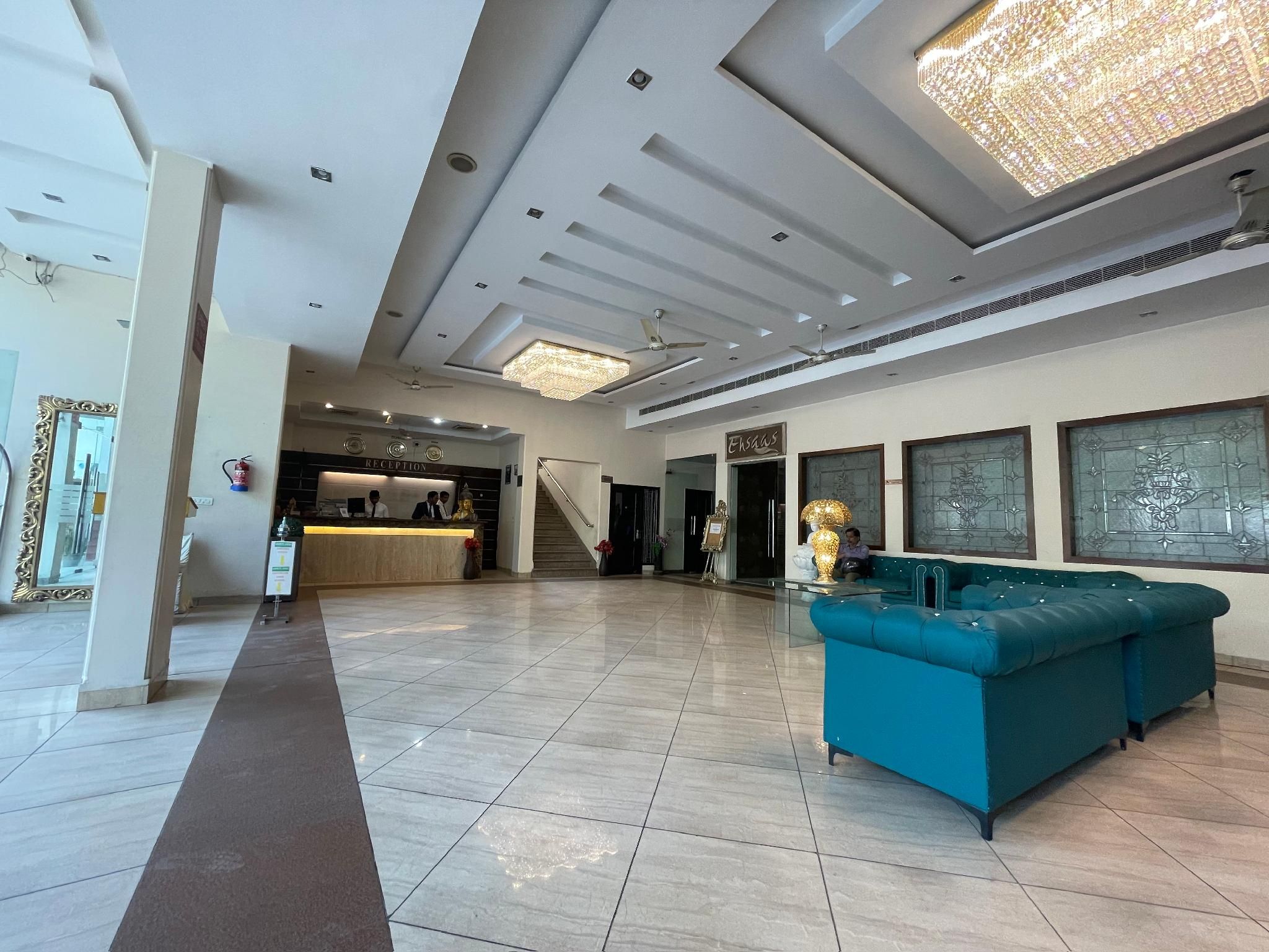 undefined Hotel Mansarover Paradise 3