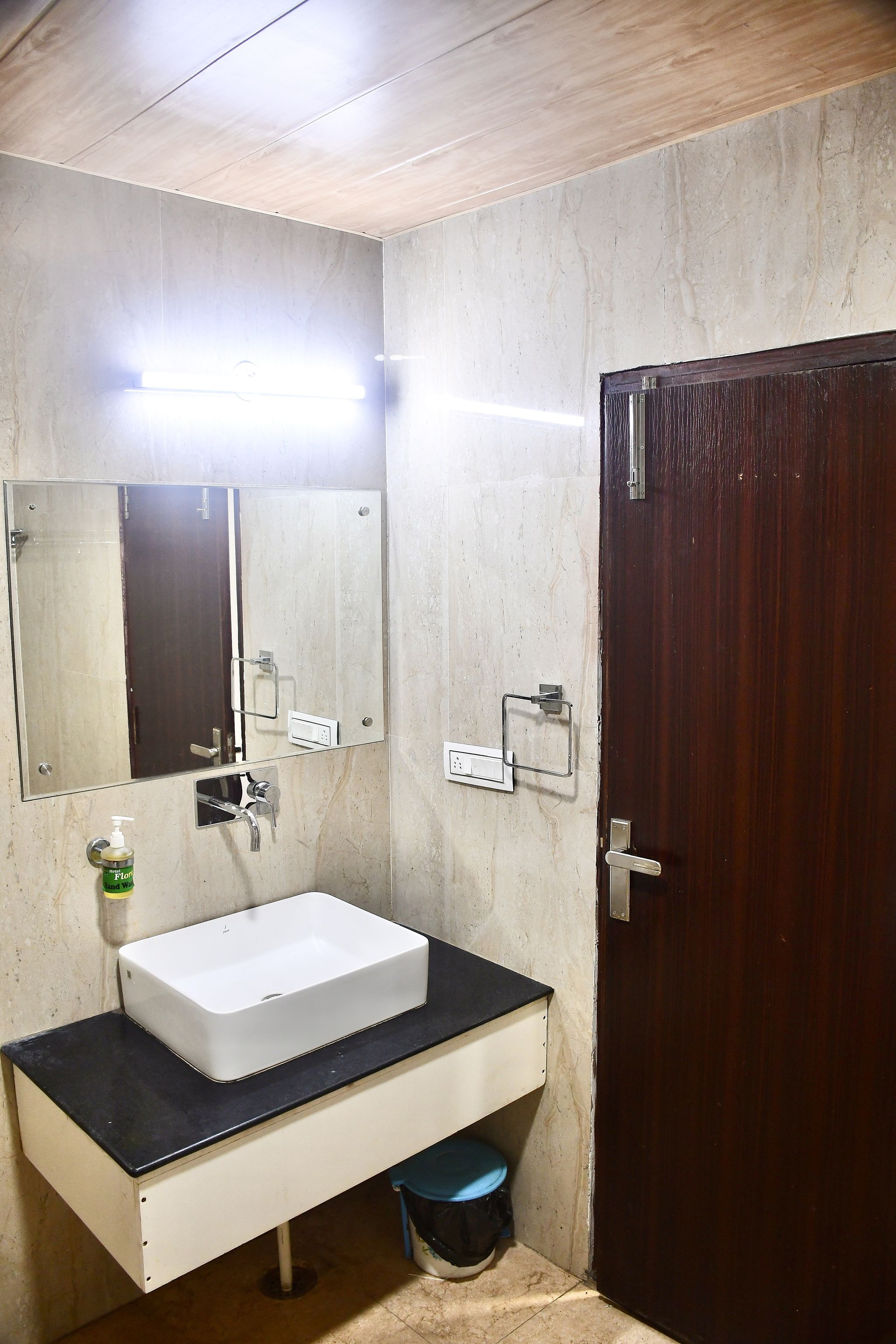 Hotel Flora Haridwar Executive Room 5