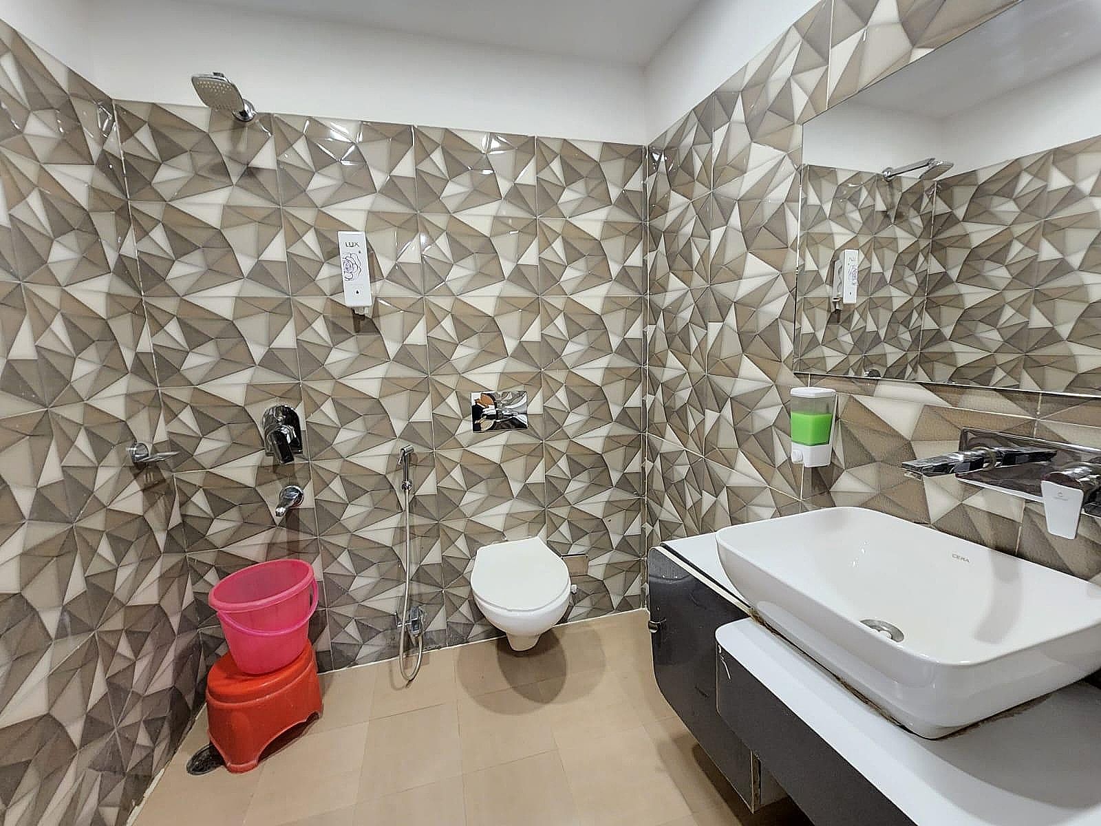 Hotel Mandakini Royale Executive Room 9