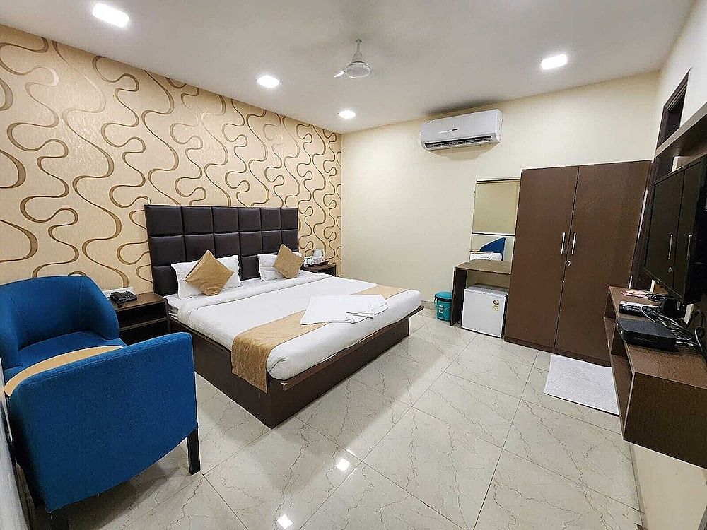 Hotel Mandakini Royale Executive Room 8