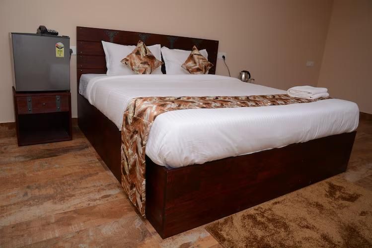 Aquatica Water Theme Park and Resort Deluxe Room 2