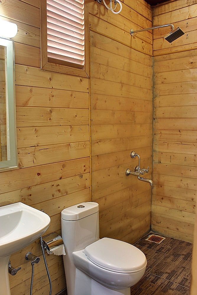 Deluxe Swiss Cottage