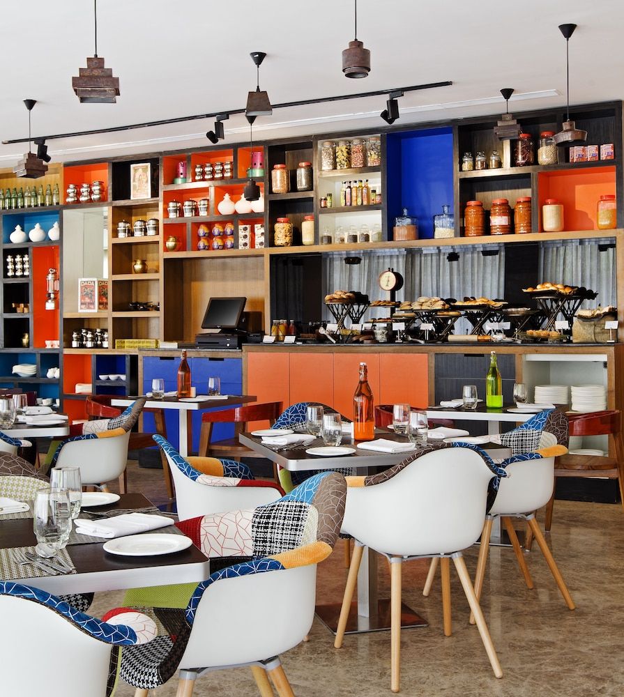 Food & Dining