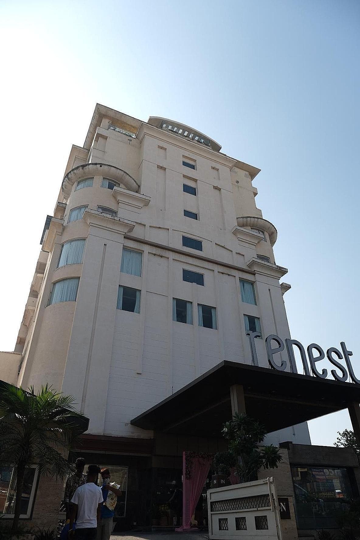undefined Renest Jaipur- Souvenir Premier 9