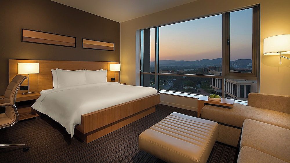 undefined Hyatt Place Pune/Hinjawadi 5