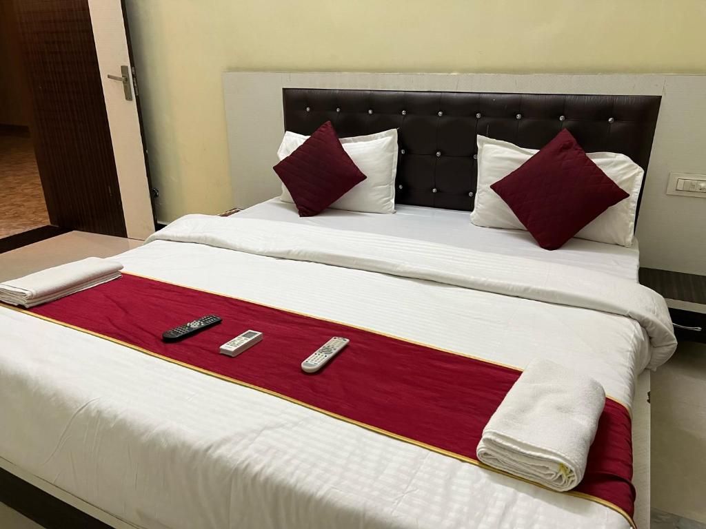 Pushkar Regency Resort Standard Ac Room 2