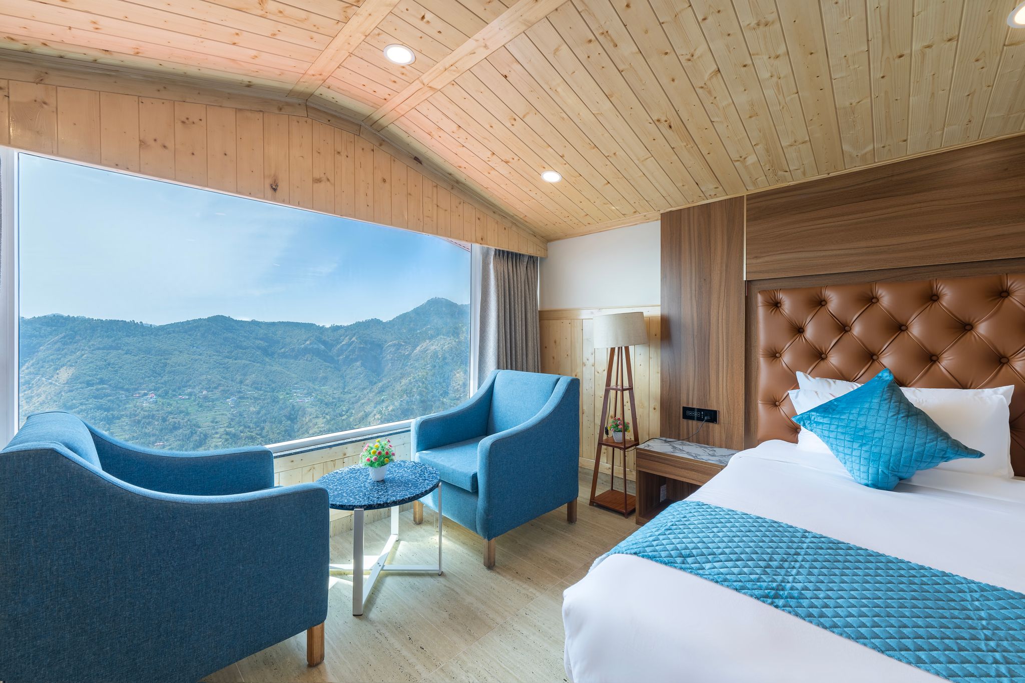 Attic Club (Bathtub and Valley View)