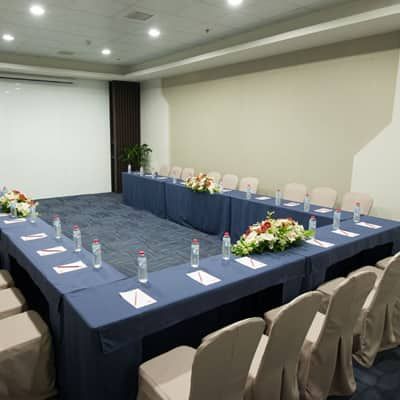 undefined Hotel Sundaram Palace 8