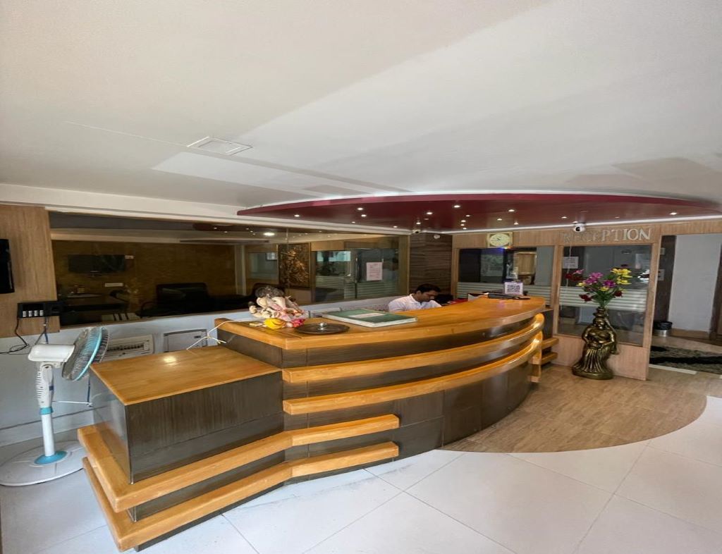 undefined Hotel Sundaram Palace 9