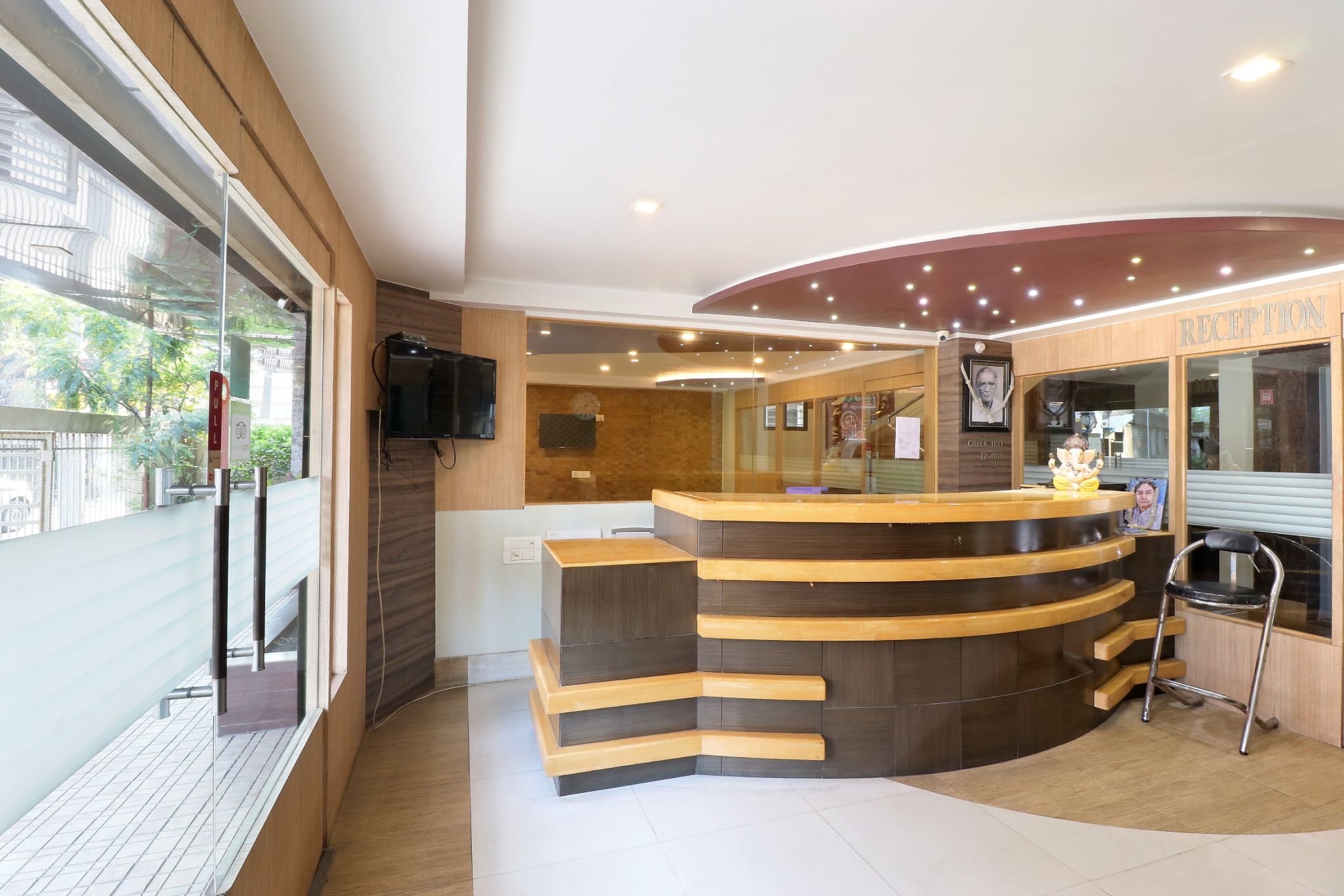 undefined Hotel Sundaram Palace 2