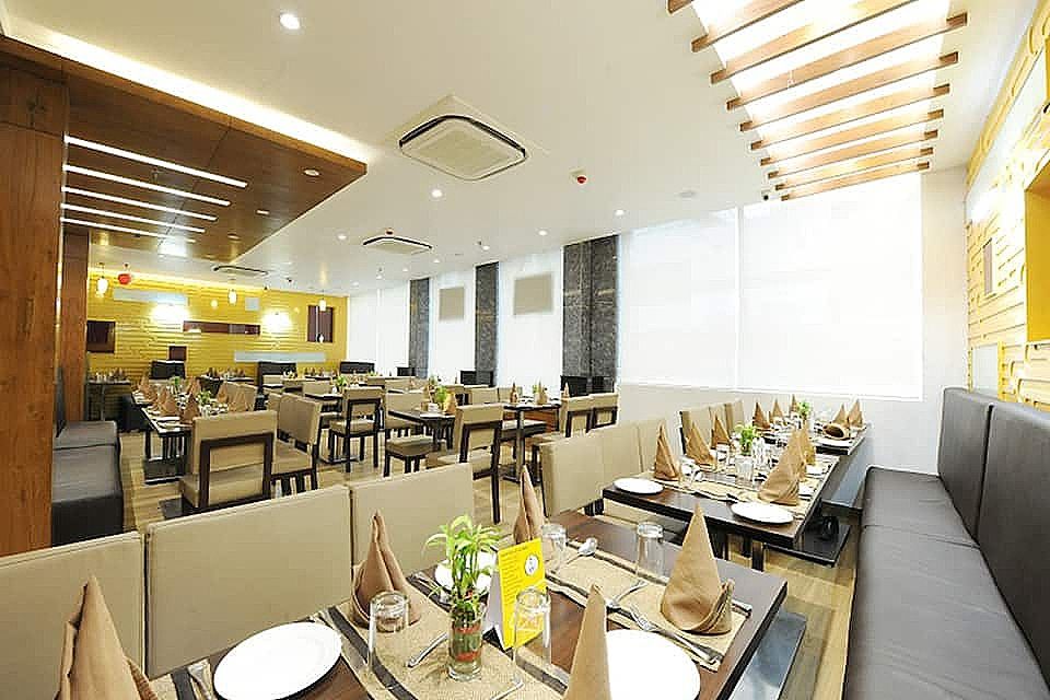 Food & Dining