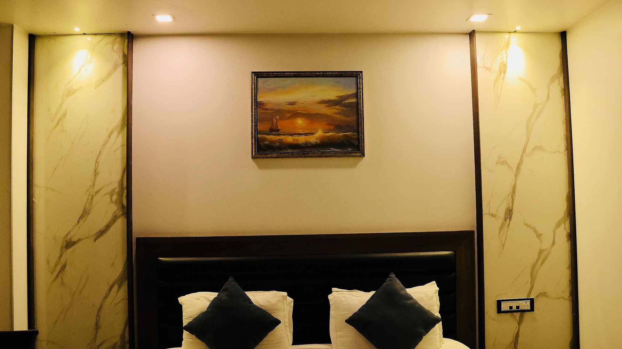 Abode by Aliste Hotels Amritsar  Deluxe Room 7