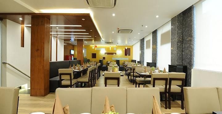 Food & Dining