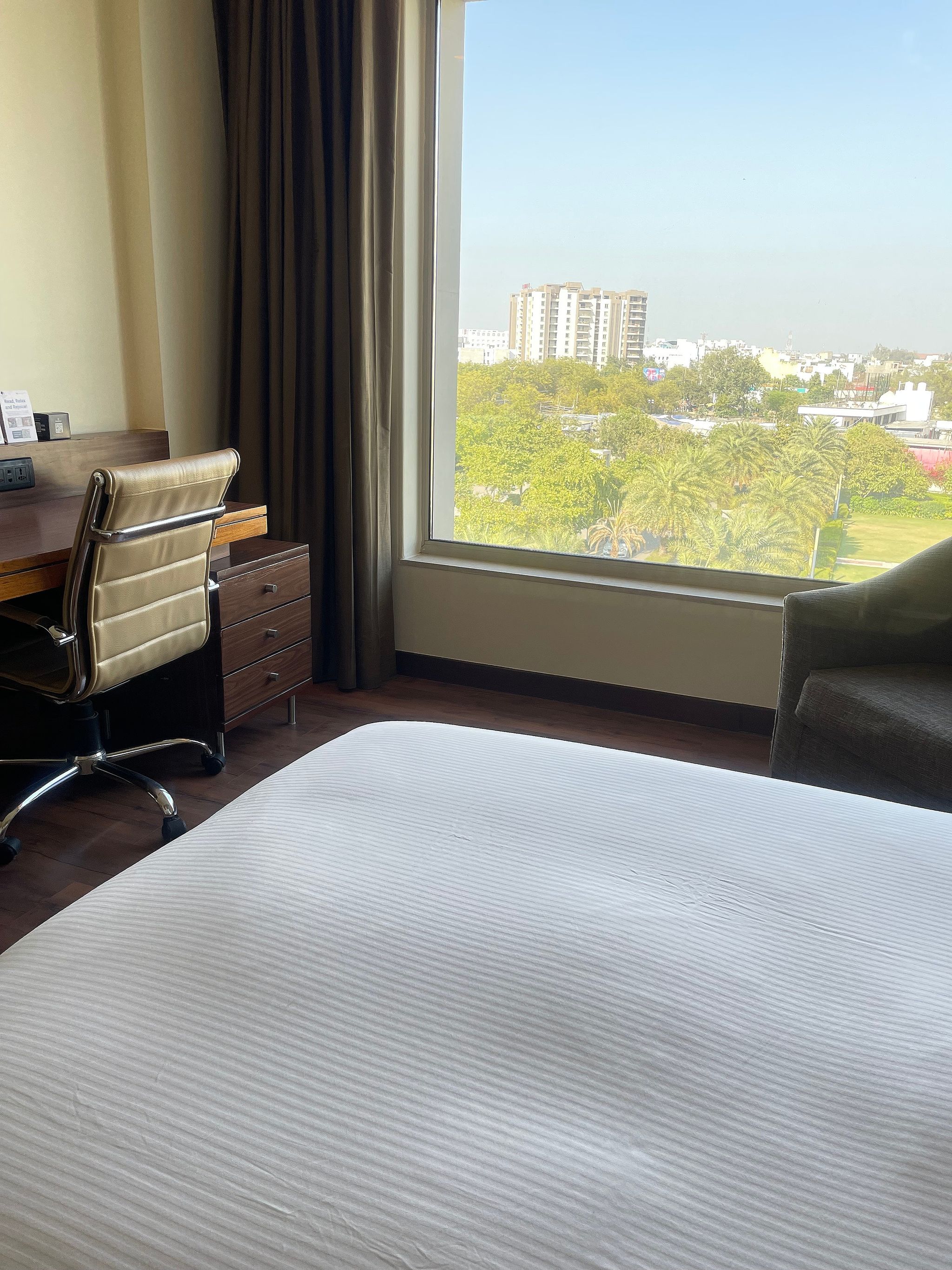 Room, 1 King Bed, Garden View