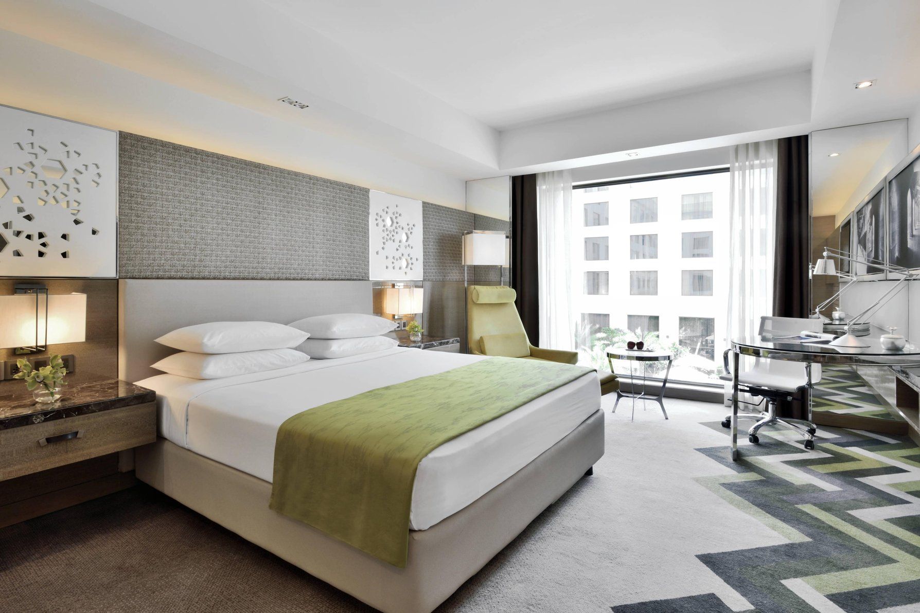 undefined Courtyard by Marriott Agra 9