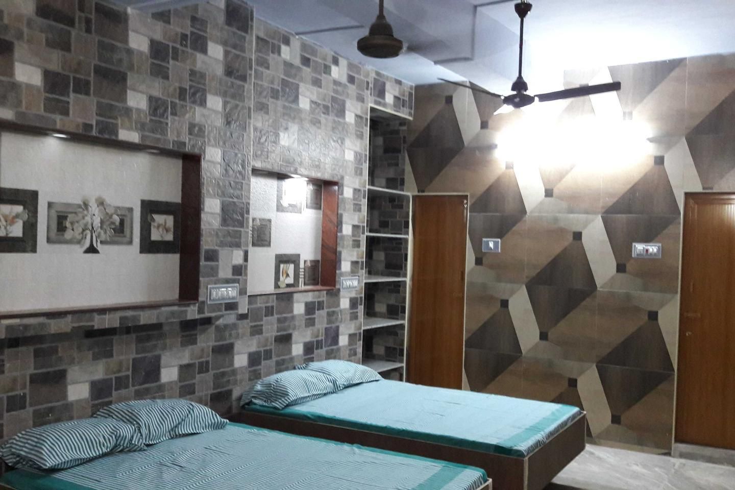 Seven Bed Non A/c room