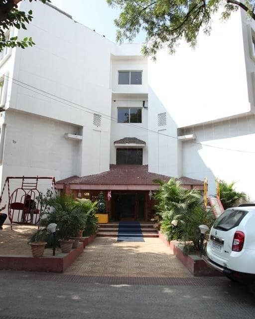 undefined Hotel Yatri Nivas 6