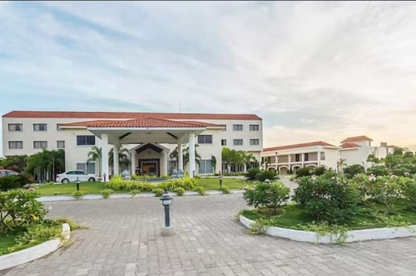 Hotel Exterior