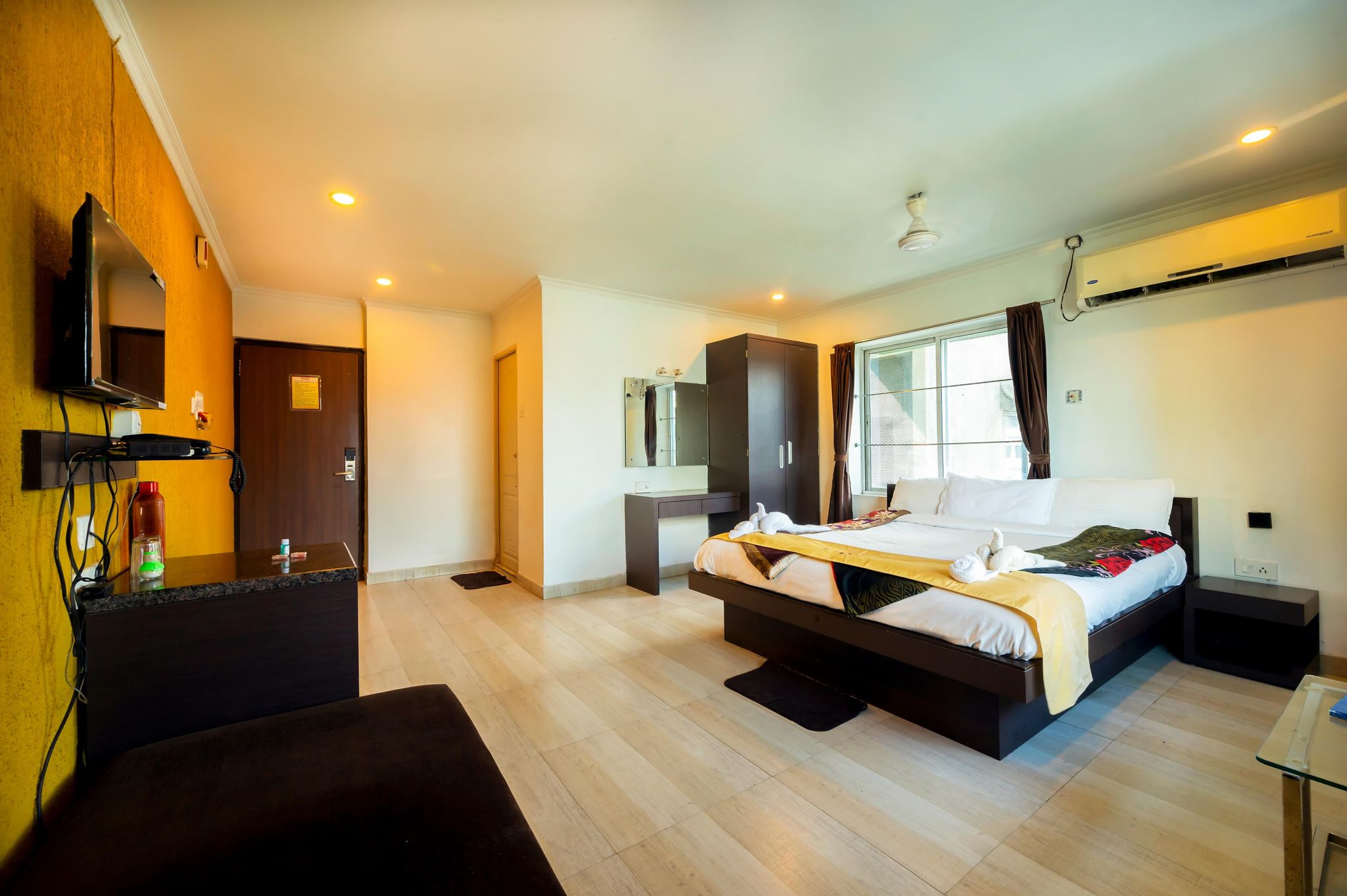 Hotel Coral White Pearl Non Ac (Ground Floor) 3