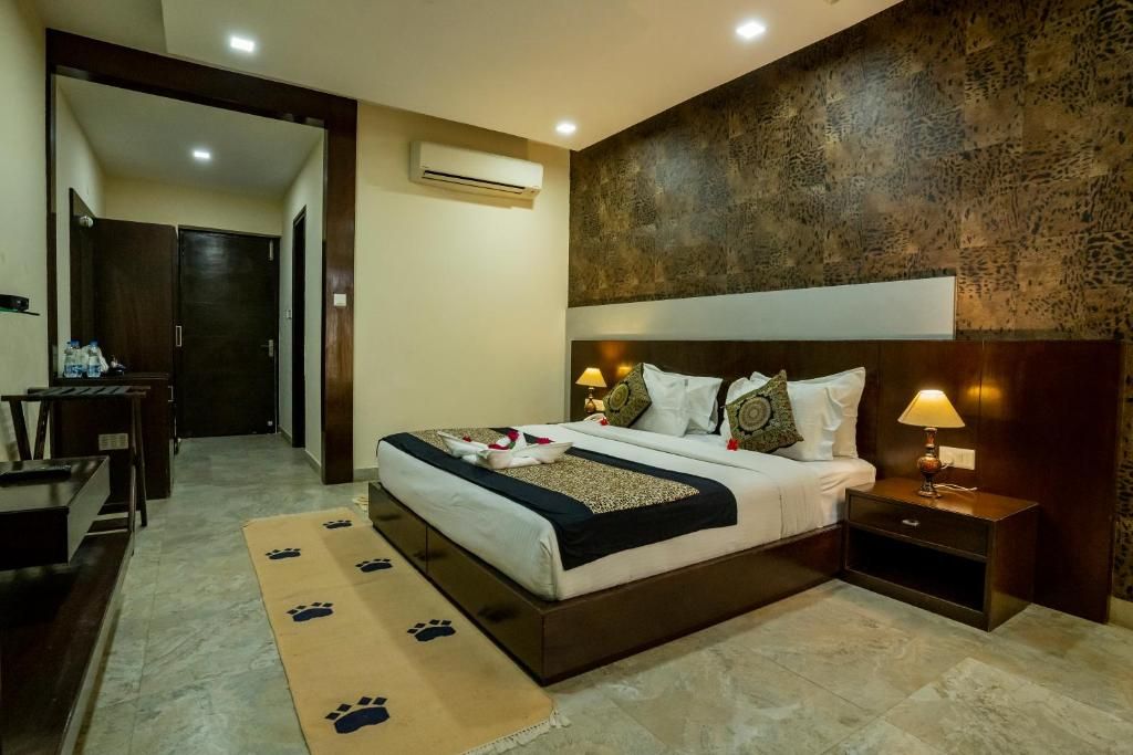 Premium Room, 1 King Bed, Garden View