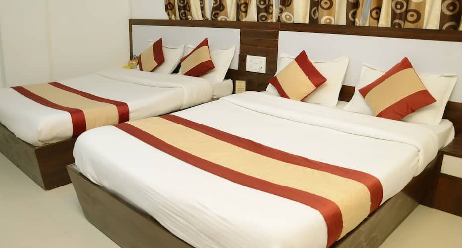 undefined Hotel Abu Grand 10