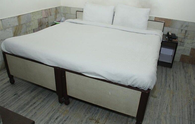 Hotel Bhagyodaya Residency Deluxe Room (Air Cooled) 3