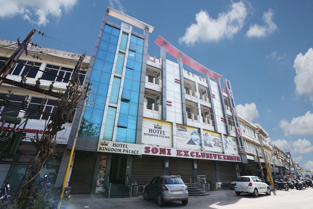 undefined Hotel Kingdom Palace 8